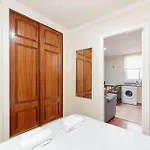 Comodidad Urbana By *